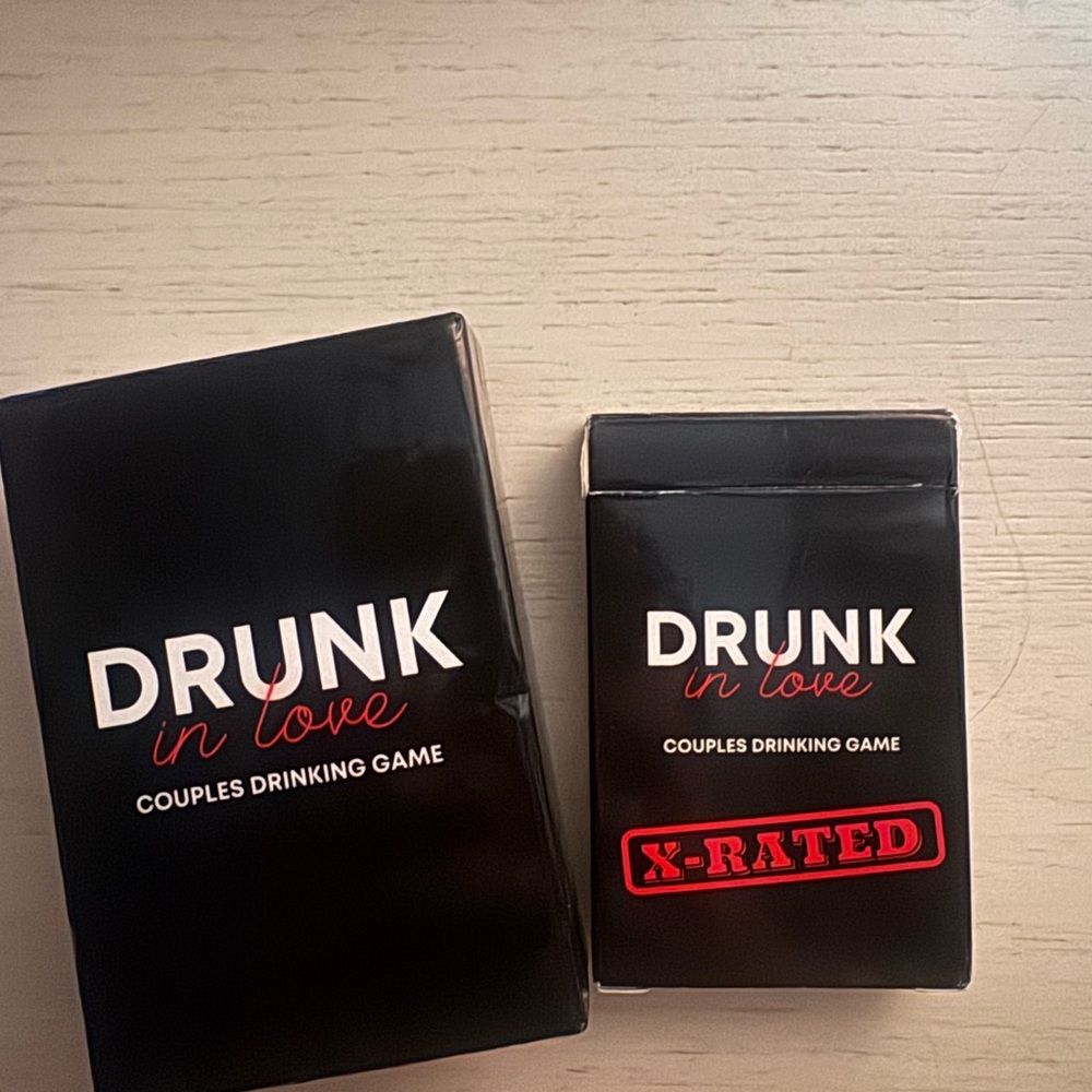 Drunk in Love Couples Drinking Game - Black